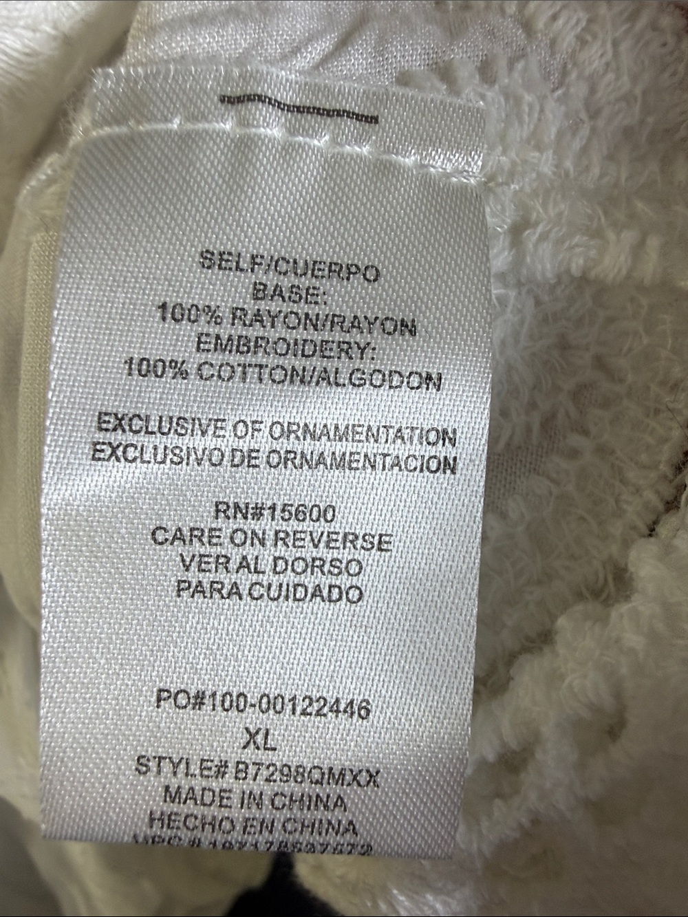 Democracy White Embroidered Crochet Trim Women's Top Sz XL NWT - Picture 7 of 8